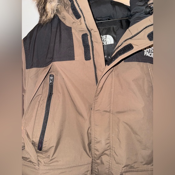 The North Face McMurdo DryVent Parka Men’s Size XL Smokey Brown/Black Fur Hood - Picture 11 of 12